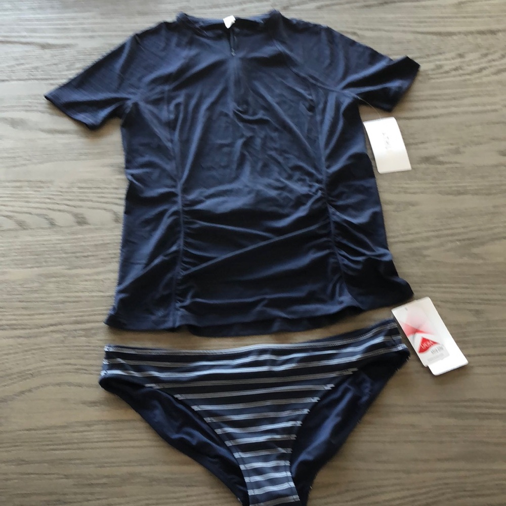 athleta swim bottoms and pacifica contoured tee